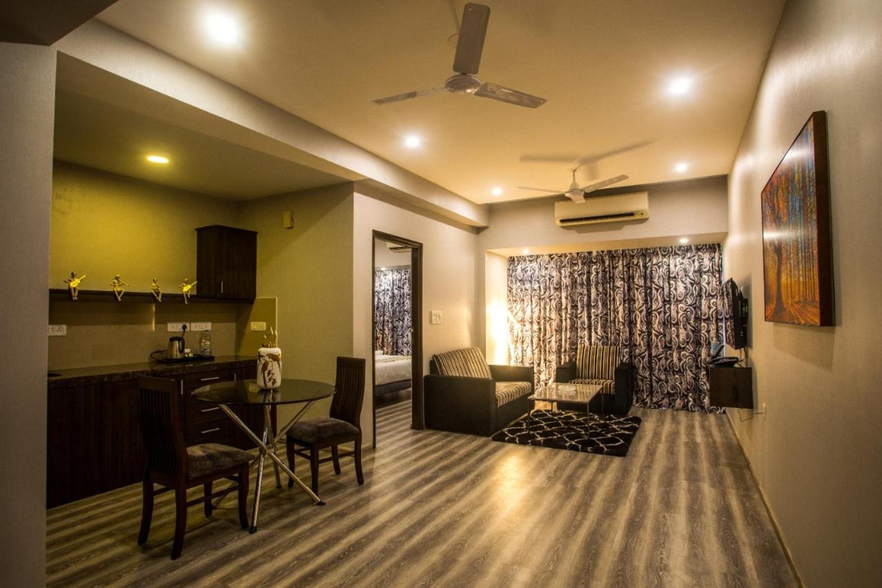 Encore Suites Goa Panaji Buitenkant foto